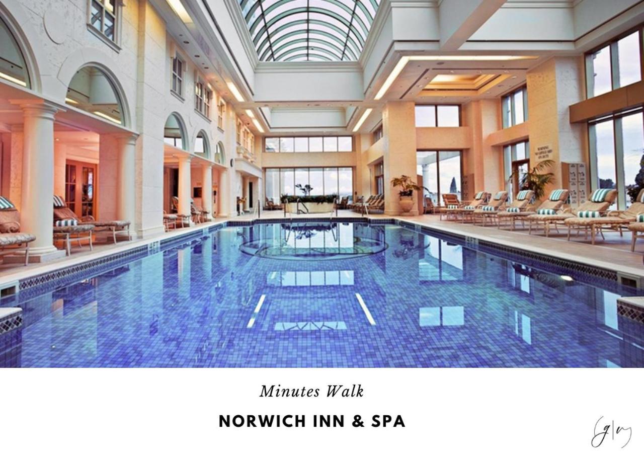 Getaway Villa- 3 Mins To Mohegan- Fully Stocked With Two Full Beds & Fireplace- Jacuzzi, Saltwater Pools, Sauna Norwich Exterior foto